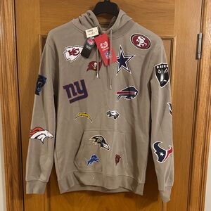 NWT Team Apparel NFL Multi Team Logo Soft Fleece Hoodie Mens Size M